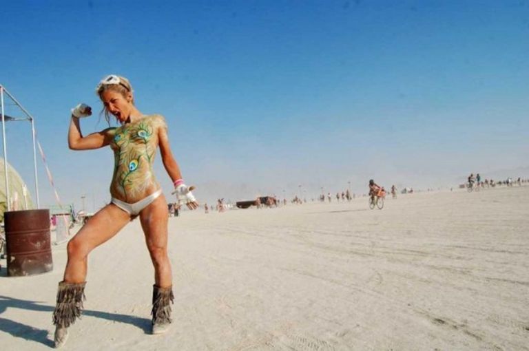 Le Burning Man D Barque En France Openminded
